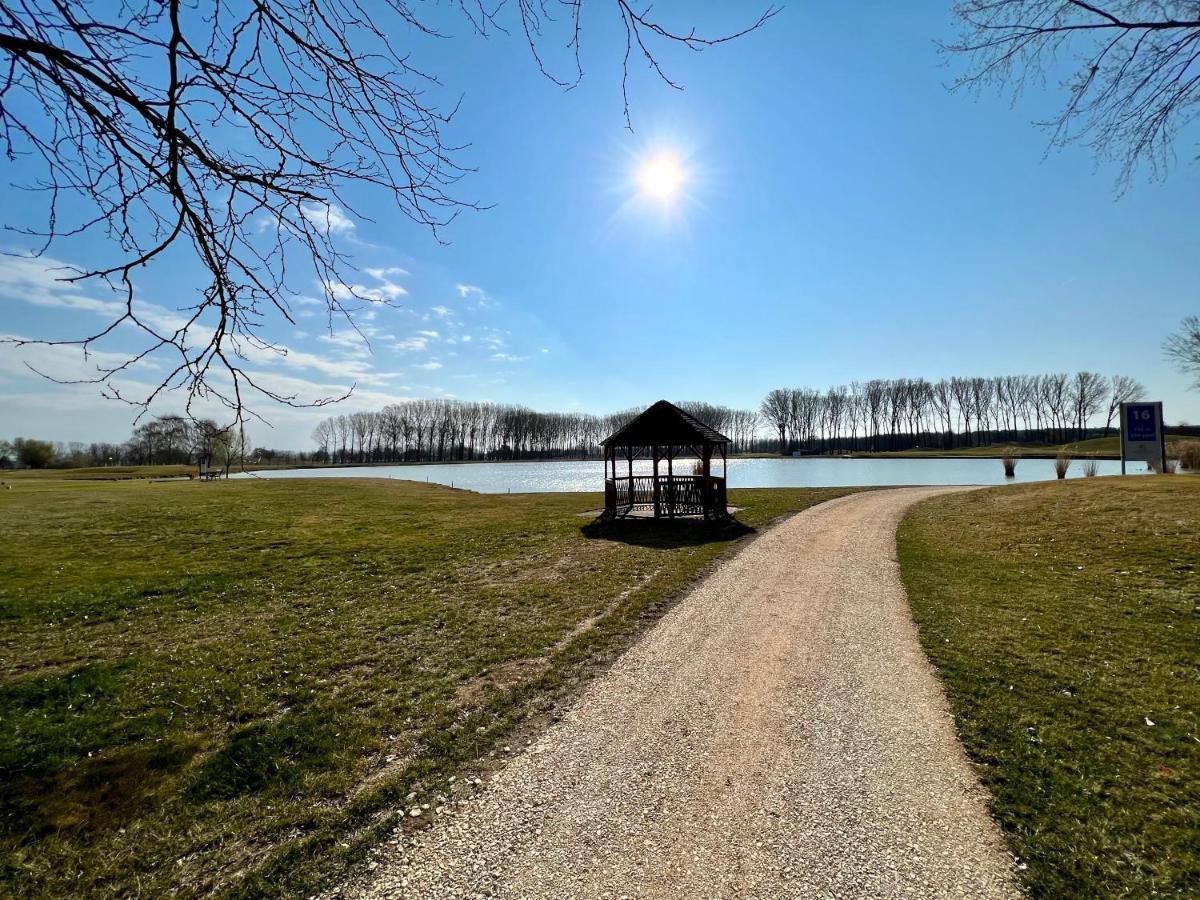 Chance Apartman Buekfuerdo Экстерьер фото